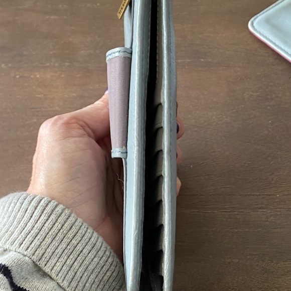 Fossil Pink and Gray Leather Wallet Bundle - Picture 7 of 9